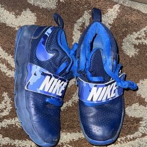 Nike Kids Navy and Royal Blue Sneakers